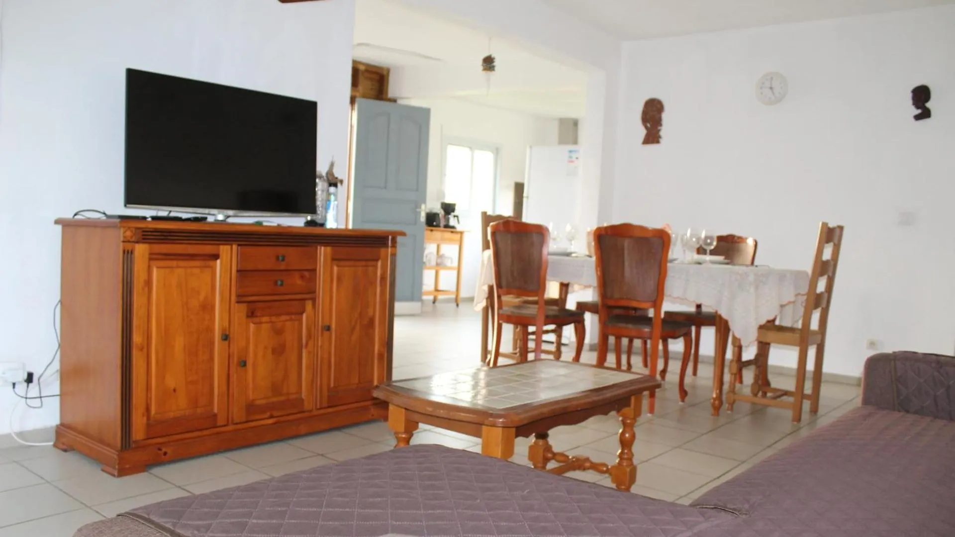Villa Le Gommier, Meublé de Tourisme 2 étoiles Le Moule Hébergement de vacances